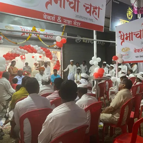 Crowd enjoying tea at a Premacha Chaha franchise store